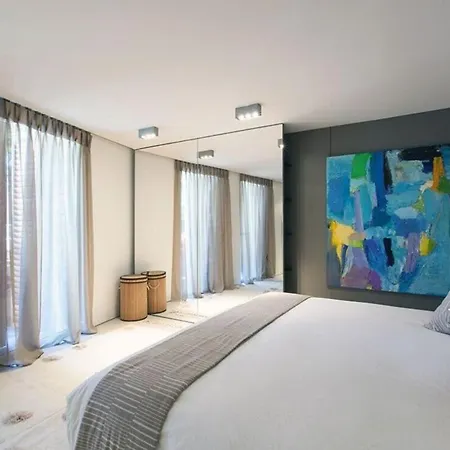 With Private Pool In Roquebrune-cap-martin Apartment *