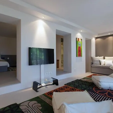 With Private Pool In Roquebrune-cap-martin Apartment