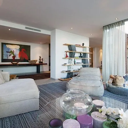 Apartment With Private Pool In Roquebrune-cap-martin *